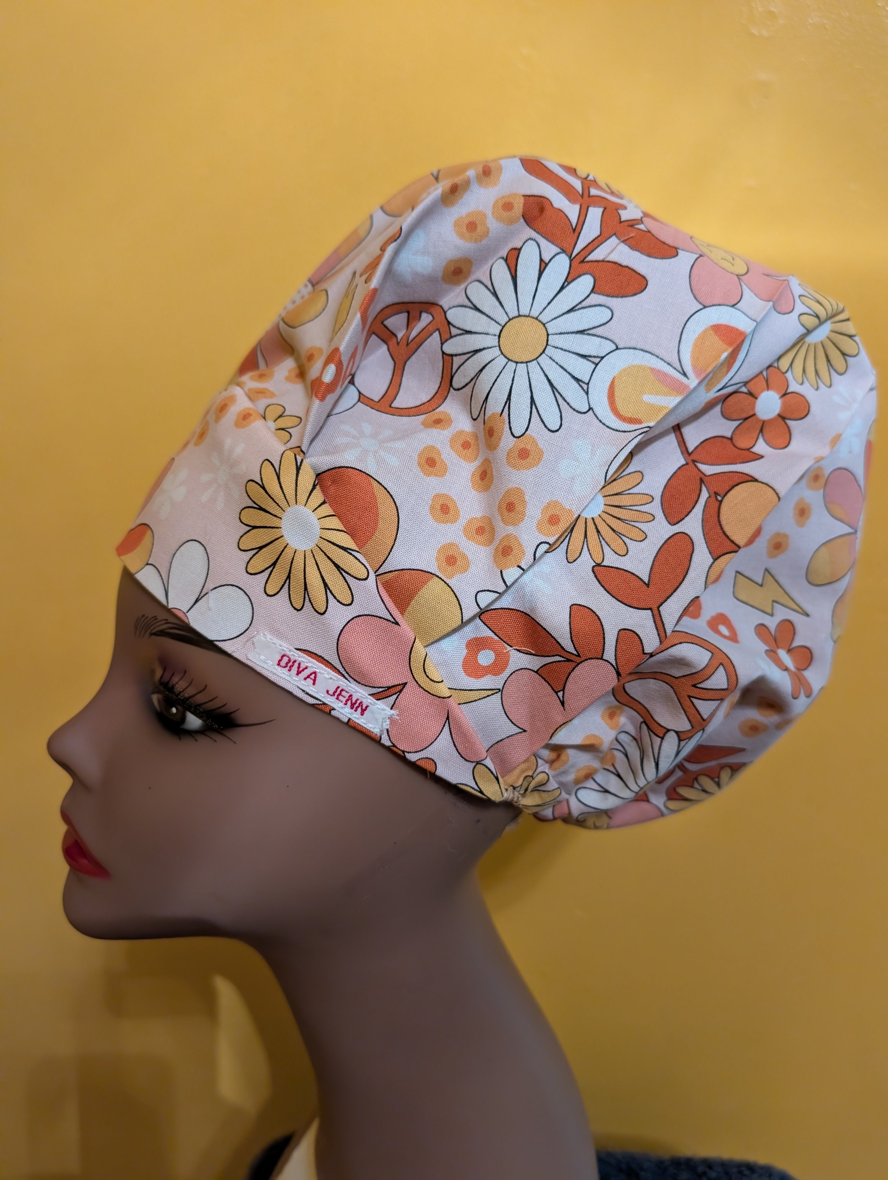 Brown/Tan/White Flower Satin Lined Bouffant Style Hat