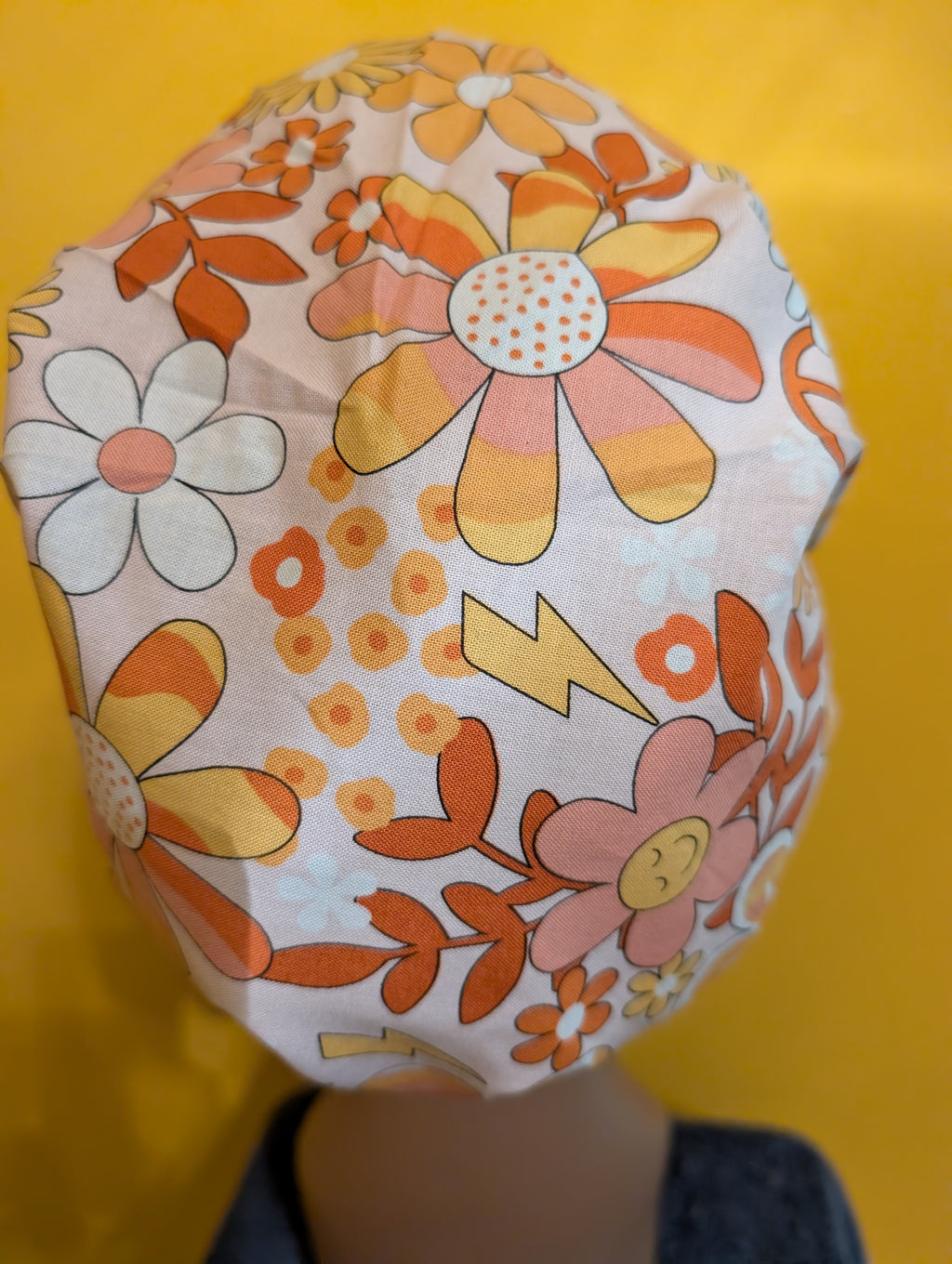 Brown/Tan/White Flower Satin Lined Bouffant Style Hat