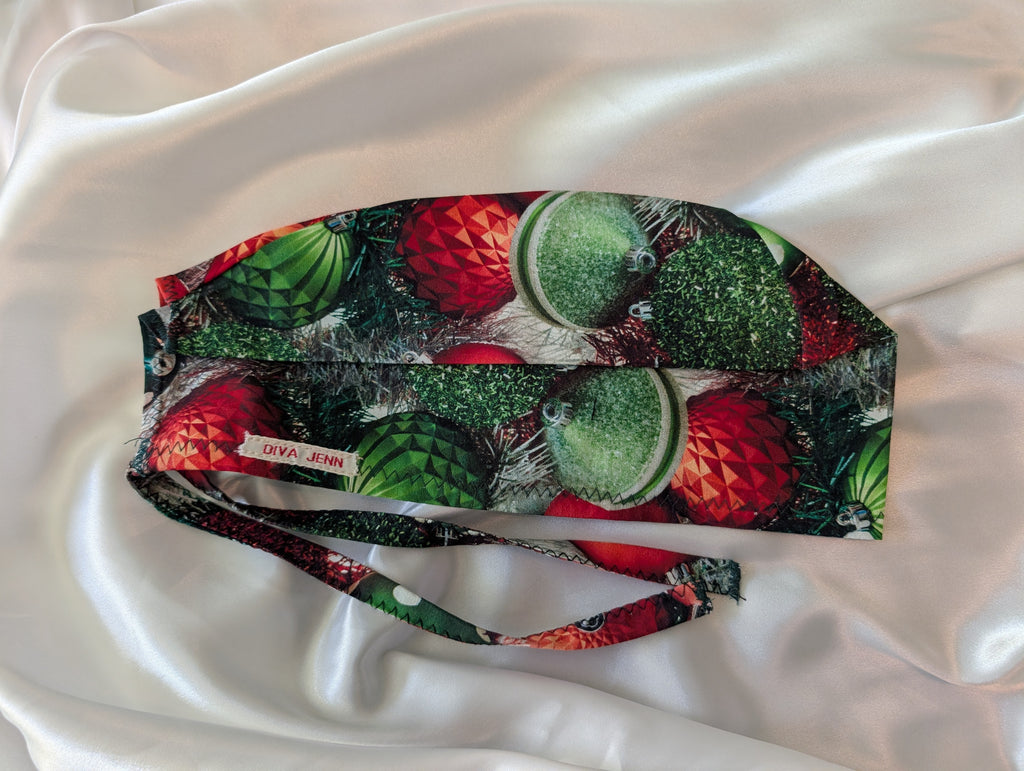 Green/Red Christmas Tie in the Back Hat