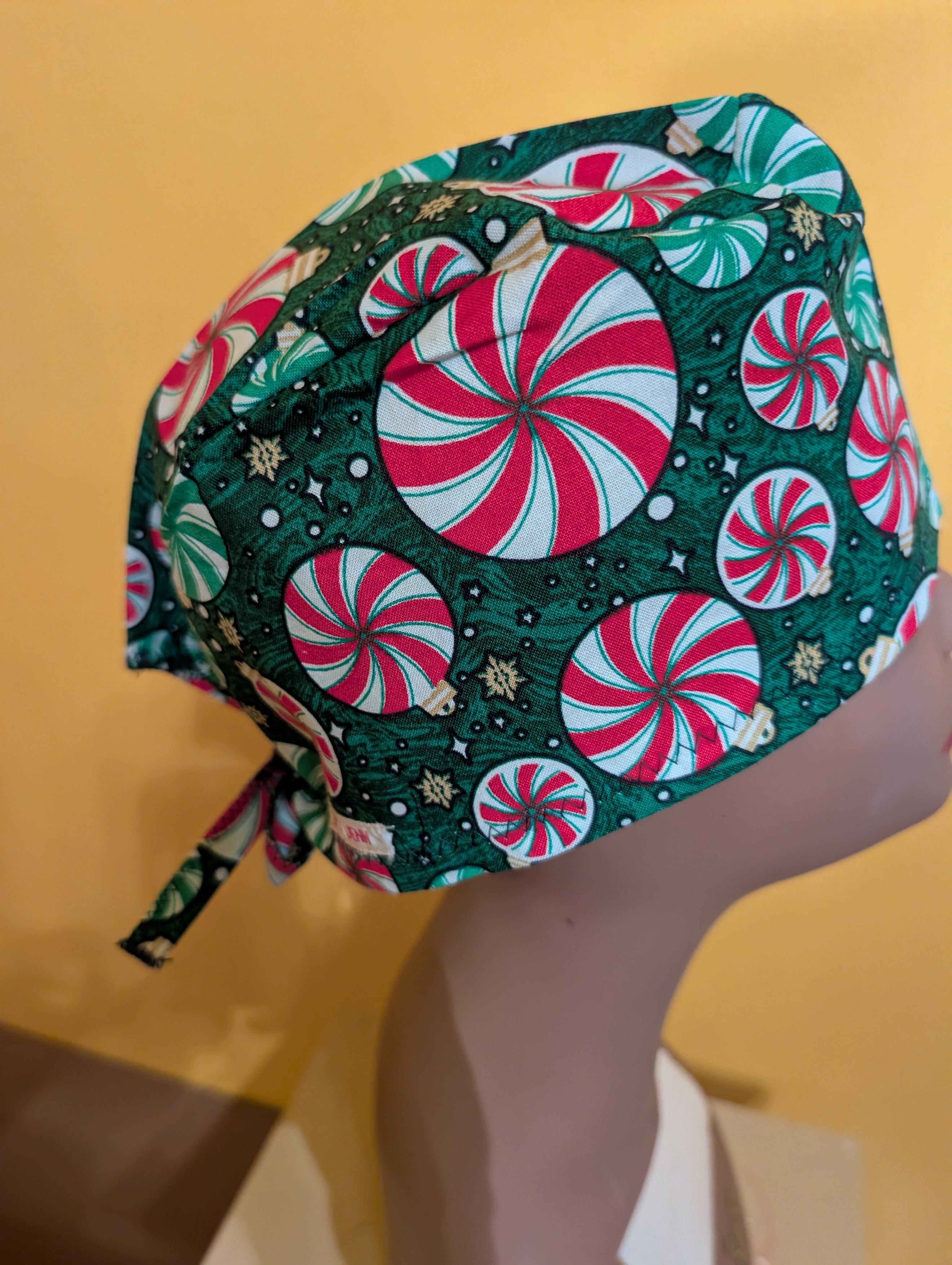 Black/Green Christmas Tie in the Back Hat Set of Two