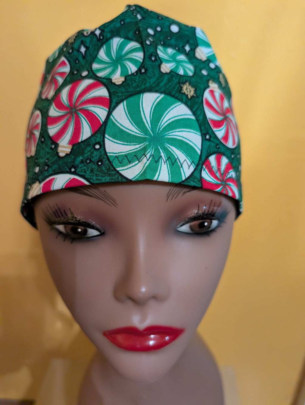 Black/Green Christmas Tie in the Back Hat Set of Two