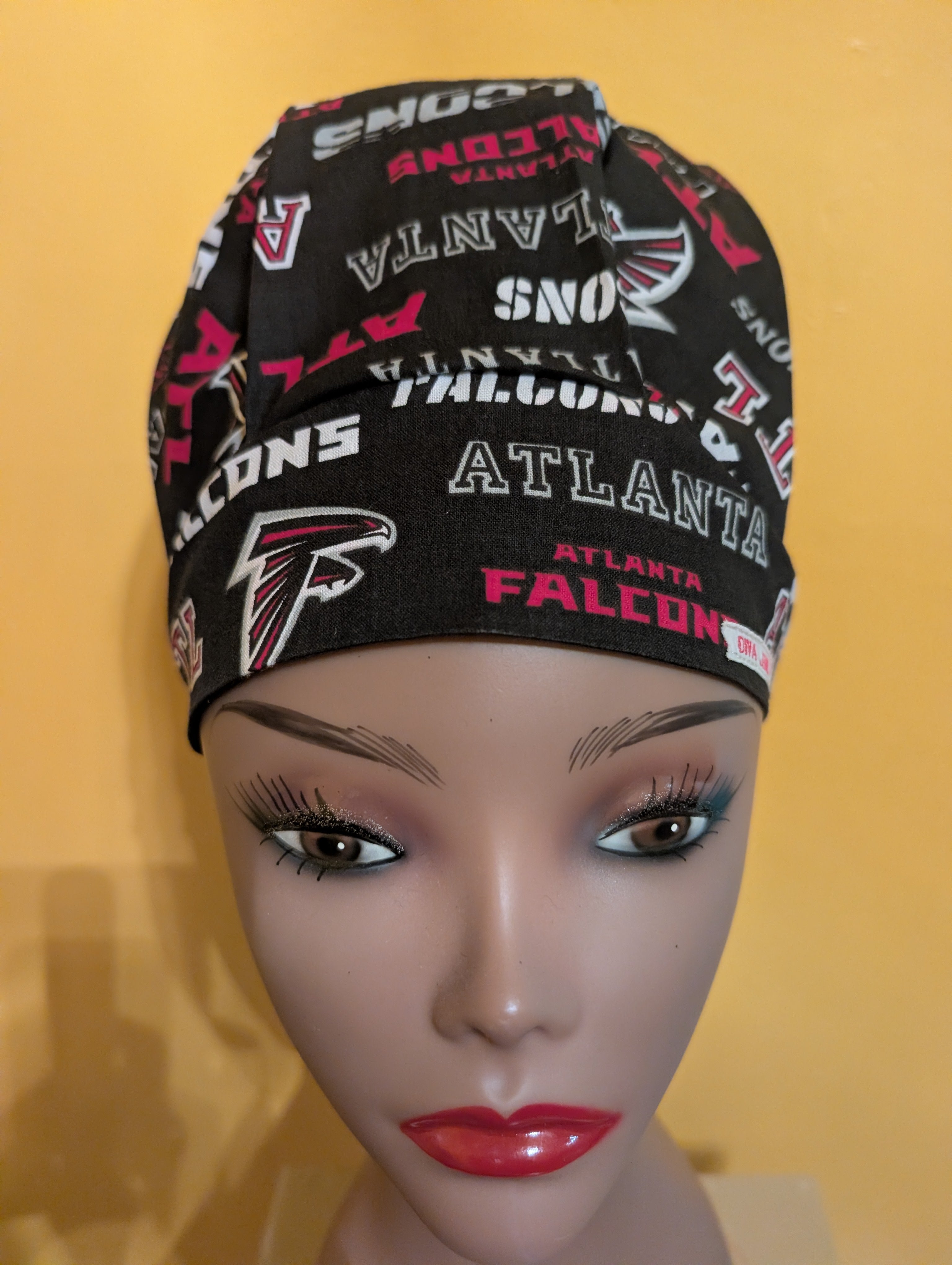 Red/Black Atlanta Falcons Satin Lined Bouffant Style Hat