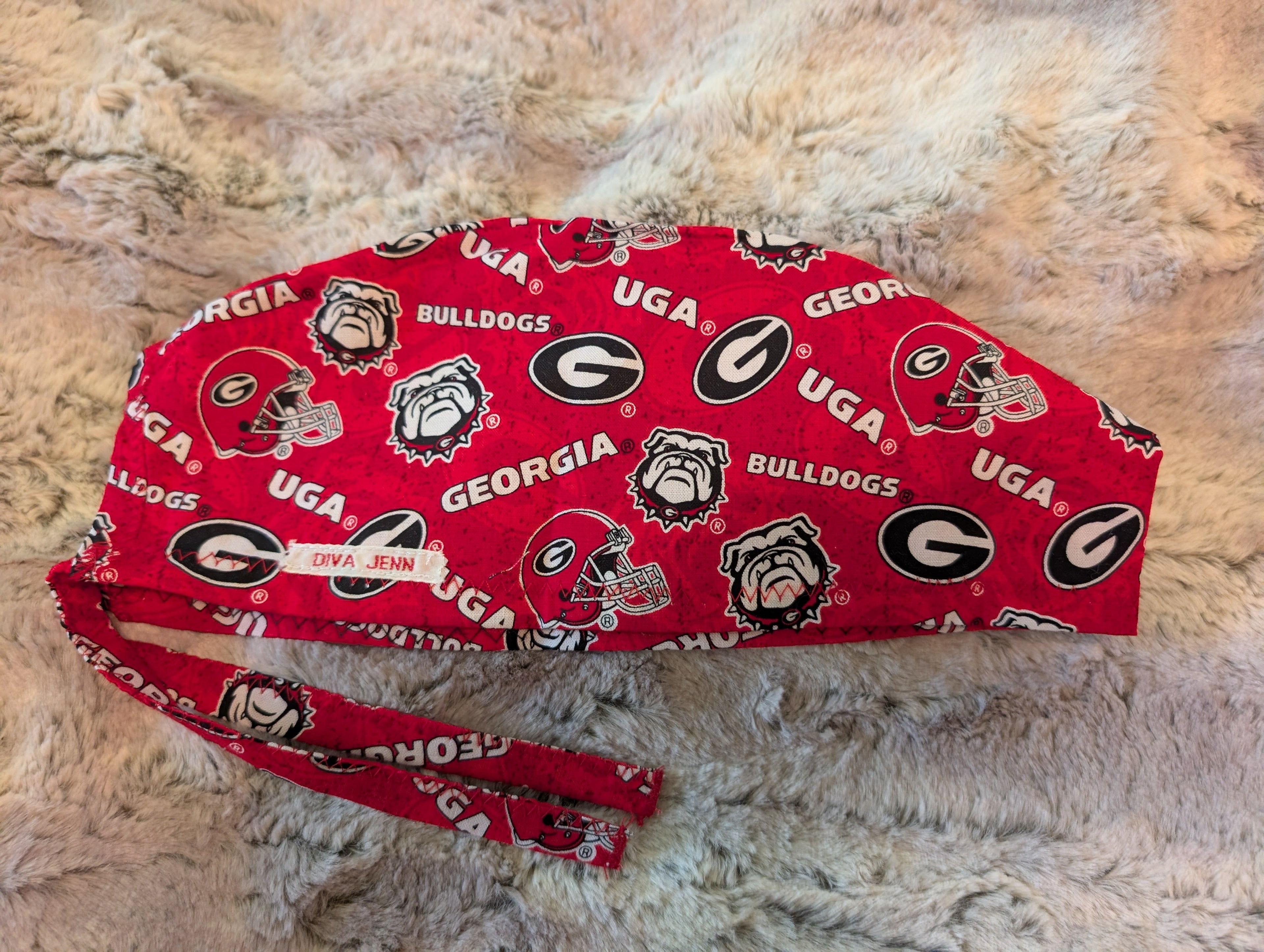 Georgia Bulldogs Tie in the back hat